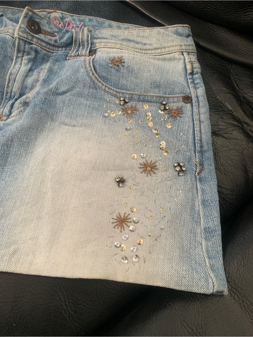 Jeans Subcategory - Picture 2 of 9